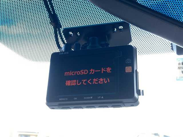 トヨタ アルファード S Aパッケージ タイプブラック 千葉県 2017(平29)年 7.4万km ブラック 社外メモリナビ/(CD/DVD/BT/フルセグTV)/バックカメラ/社外フリップダウンモニター/サンルーフ/衝突被害軽減システム/クルーズコントロール/社外フリップダウンモニター/サンルーフ/両側パワースライドドア/横滑り防止装置/ETC/ドライブレコーダー/LEDヘッドライト/フォグランプ/オートライト/ウィンカーミラー/電動格納ミラー/純正18インチAW/プッシュスタート/スマートキー/フロアマット/ドアバイザー/取扱説明書/保証書/スペアキー