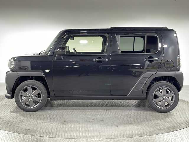 ダイハツ タフト G ダーククロムベンチャー 神奈川県 2025(令7)年 0.1千km ブラックマイカメタリック 届出済未使用車/ガラスルーフ/純正オプション15インチAW/前席シートヒーター/アダプティブクルーズコントロール/衝突軽減ブレーキ/レーンキープアシスト/前後コーナーセンサー/LEDヘッドライト/オートライト/オートハイビーム/アイドリングストップ/電動パーキングブレーキ/オートブレーキホールド/プッシュスタート/スマートキー×２