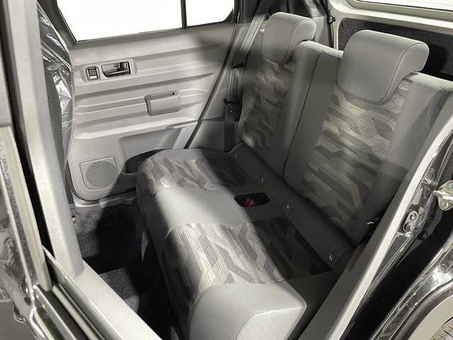 ダイハツ タフト G ダーククロムベンチャー 神奈川県 2025(令7)年 0.1千km ブラックマイカメタリック 届出済未使用車/ガラスルーフ/純正オプション15インチAW/前席シートヒーター/アダプティブクルーズコントロール/衝突軽減ブレーキ/レーンキープアシスト/前後コーナーセンサー/LEDヘッドライト/オートライト/オートハイビーム/アイドリングストップ/電動パーキングブレーキ/オートブレーキホールド/プッシュスタート/スマートキー×２