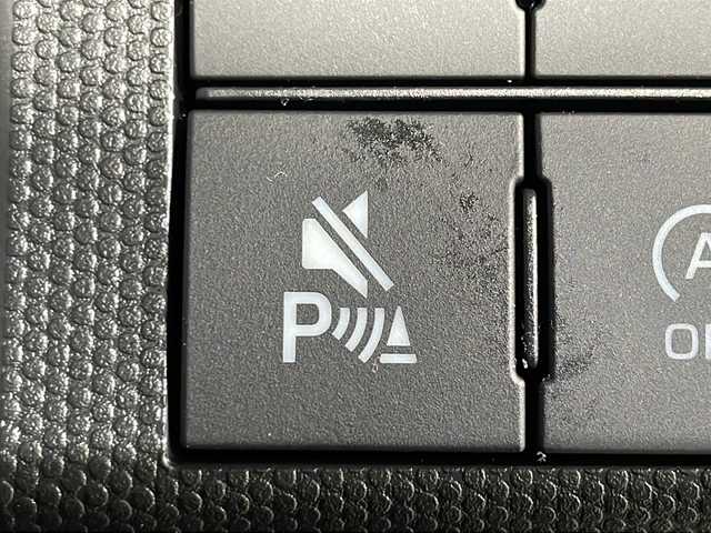 ダイハツ タフト G ダーククロムベンチャー 神奈川県 2025(令7)年 0.1千km ブラックマイカメタリック 届出済未使用車/ガラスルーフ/純正オプション15インチAW/前席シートヒーター/アダプティブクルーズコントロール/衝突軽減ブレーキ/レーンキープアシスト/前後コーナーセンサー/LEDヘッドライト/オートライト/オートハイビーム/アイドリングストップ/電動パーキングブレーキ/オートブレーキホールド/プッシュスタート/スマートキー×２