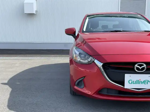 マツダ デミオ 13S ツーリング 兵庫県 2016(平28)年 7.2万km ソウルレッドプレミアムメタリック 〇マツダコネクトナビ/〇フルセグTV/〇バックモニター/〇ETC/〇ドライブレコーダー/〇スマートシティブレーキサポート/〇LEDヘッドランプ/〇アクティブドライビングディスプレイ/〇ブラインドスポットモニタ/〇ステアリングスイッチ/〇SRSエアバック（運転席・助手席・サイド・カーテン）