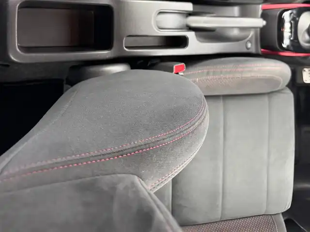 日産 ノート e－パワー ニスモ 愛知県 2017(平29)年 3.9万km ブリリアントシルバー 純正ナビ　/（フルセグ／ＢＴ／ＣＤ／ＤＶＤ）　/全方位モニター　/衝突軽減システム　/レーンキープアシスト　/コーナーセンサー　/デジタルインナーミラー　/オートライト　/電動格納ミラー　/ドライブレコーダー　/ETC　/純正AW