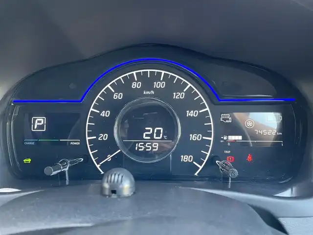 日産 ノート e－パワー メダリスト Bアロー 宮城県 2020(令2)年 7.5万km シャイニングブルー/スーパーブラック 2トーン 登録時走行距離74522km/純正SDナビ/CD/DVD/フルセグ/Bluetoothオーディオ/アラウンドビューモニター/デジタルインナーミラー/インテリジェントクルーズコントロール/車線逸脱防止支援システム/インテリジェントエマージェンシーブレーキ/踏み間違え防止アシスト/LEDオートマチックハイビーム/フォグランプ/コーナーセンサー /ハーフレザーシート/純正ドライブレコーダー/ETC/スマートキー/プッシュスタート/純正15インチAW/D席アームレスト/ステアリングリモコン/純正フロアマット