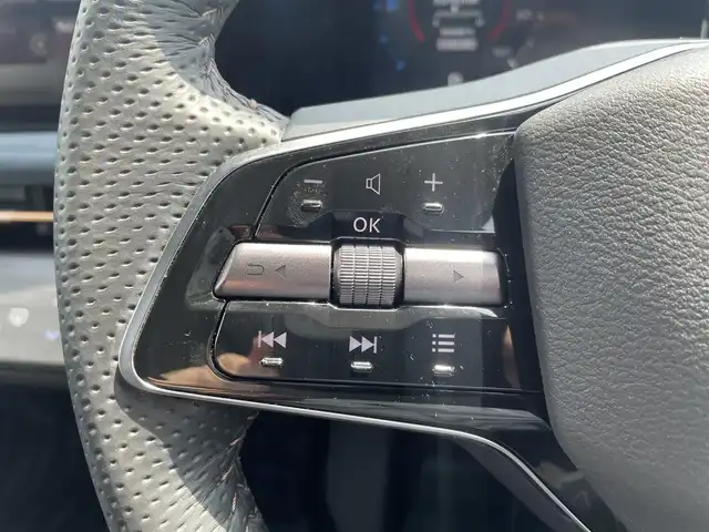 日産 アリア B6 リミテッド 東京都 2022(令4)年 3.9万km 黒 プロパイロット2.0/BOSE Premium Sound System/パノラミックガラスルーフ/純正12.3インチワイドディスプレイ/アラウンドビューモニター/インテリジェントルームミラー/プロパイロットリモートパーキング/ヘッドアップディスプレイ/電動センターコンソールボックス/e-Pedal Step/エマージェンシーブレーキ/インテリジェント FCW/インテリジェント LI/ブラインドスポットモニター/シートヒーター/ベンチレーションシート/パワーシート/ビルトインETC2.0