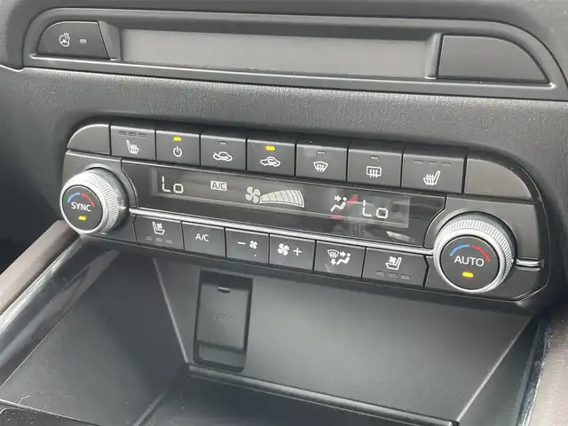 マツダ ＣＸ－５ XD エクスクルーシブモード 愛媛県 2020(令2)年 3.6万km ポリメタルグレーM 純正ナビ【マツダコネクト】/・TV/・Bluetooth/・CD/DVD/・FM/AM/・SD/・USB/BOSEサウンド/前後ドライブレコーダー/バック・フロント・全方位カメラ/前後コーナーセンサー/レーダークルーズコントロール/サンルーフ/電動リアゲート/前席パワーシート（D席シートメモリー付き）/前席シートヒーター/前席エアシート/ハンドルヒーター/革巻きステアリング/ステアリングスイッチ/パドルシフト/電動サイドブレーキ/ブレーキホールドスイッチ/純正１９インチアルミホイール/純正フロアマット