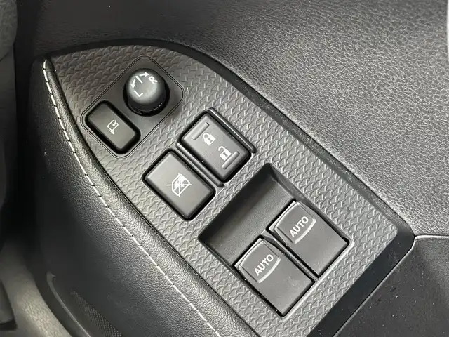 トヨタ ８６ GT リミテッド 福岡県 2016(平28)年 3.6万km クリスタルホワイトパール 純正ナビ/ハーフレザー/クルーズコントロール/リアスポイラー/純正１７アルミ/シートヒーター/フルセグＴＶ/ＣＤ／ＤＶＤ再生/ブルートゥース/ＥＴＣ/スマートキー/プッシュスタート/ＨＩＤヘッドライト