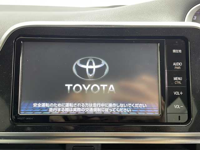 トヨタ シエンタ G 三重県 2016(平28)年 4.4万km ホワイトパールクリスタルシャイン 純正7インチナビ/バックカメラ/フルセグ/衝突軽減ブレーキ/車線逸脱システム/オートハイビーム/シートヒーター/純正AW付き夏タイヤ積込み/フロアマット/スマートキー