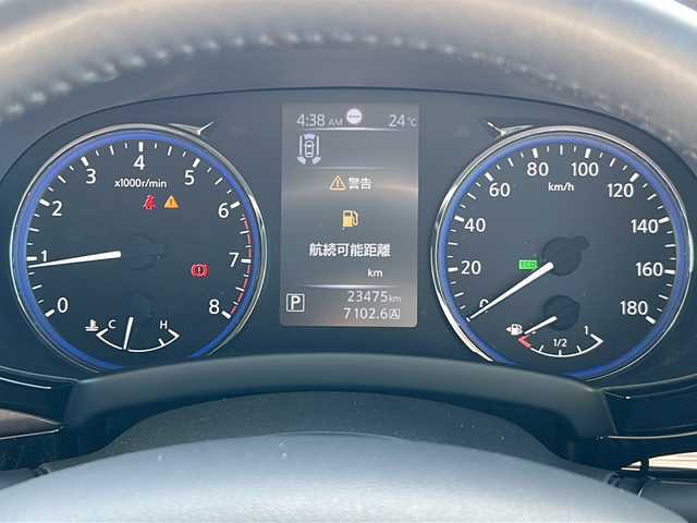 日産 エルグランド 250ハイウェイスターS 岐阜県 2022(令4)年 2.4万km ピュアホワイトパール 登録時走行距離23475km/社外SDナビ　/後席モニター　/レーダークルーズコントロール　/ＥＴＣ　/全方位カメラ　/両側パワースライドドア/衝突軽減システム　/盗難防止装置　/横滑り防止装置　/前後コーナーセンサー　/レーンキープアシスト　/ＬＥＤヘッドライト/オートライト/プッシュスタート/スマートキー/スペアキー1本/iPod接続/純正18インチアルミホイール/社外フロアマット