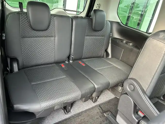 日産 セレナ e－パワー ハイウェイスター V 和歌山県 2020(令2)年 3.7万km ダイヤモンドブラック 純正10インチナビ/（BT/CD/DVD/HDMI)/フルセグTV/全方位カメラ/横滑り防止/衝突被害軽減ブレーキ/プロパイロット/レーンキープアシスト/オートライト/前後コーナーセンサー/フリップダウンモニター/前方ドラレコ/ビルトインETC/両側パワスラ/ハンズフリーオートスライド/前席シートヒーター/ステアリングヒーター/ステアリングリモコン/LEDヘッドライト/フォグランプ/純正フロアマット/純正15インチアルミ/ドアバイザー/プッシュスタート