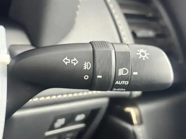 トヨタ アルファードハイブリット Z 愛知県 2024(令6)年 1.9万km プラチナホワイトパールマイカ モデリスタ　/　　・フロントグリル/ユニバーサルステップ/純正フリップダウンモニター/左右独立ムーンルーフ/サイドエンブレムイルミネーション/トヨタチームメイト/　　・アドバンスドライブ/　　・アドバンストパーク/　　・ドライバー異常時対応システム/ドライブレコーダー（前後）/デジタルインナーミラー/純正コネクテッドナビ対応ディスプレイオーディオ/(フルセグ/BT/HDMI/スマホ連動)/ビルトインETC/パノラミックビューモニター/トヨタセーフティセンス/BSM/USB充電ポート/置くだけ充電/HUD/ステアリングリモコン/ステアリングヒーター/パワーシート/メモリーシート/1・2列目シートヒーター/1・2列目ベンチレーション/両側パワースライドドア/サイドサンシェード