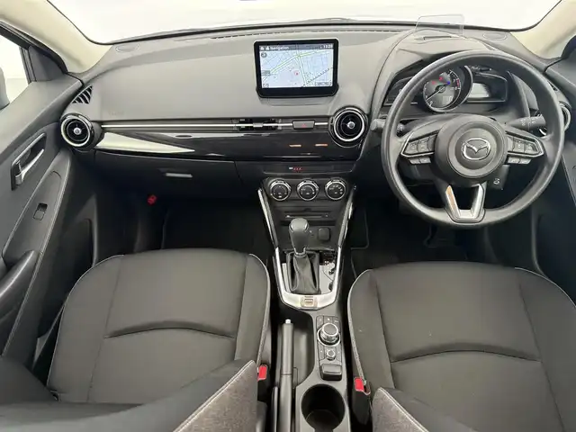 マツダ マツダ２ 15BD 愛知県 2023(令5)年 0.3万km ソニックシルバーM 純正８インチナビ/　（Ｂｌｕｅｔｏｏｔｈ／フルセグＴＶ／ＣＤ／ＤＶＤ）/全方位カメラ/ビルトインＥＴＣ/前後ドラレコ/ヘッドアップディスプレイ/衝突被害軽減ブレーキ/アダプティブクルーズコントロール/MTモード付AT