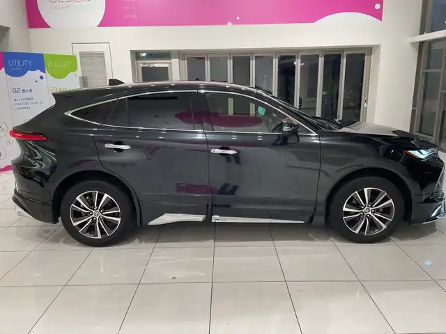 トヨタ ハリアー G レザーパッケージ 埼玉県 2020(令2)年 5万km プレシャスブラックパール トヨタセーフティセンス/モデリスタエアロ/純正ディスプレイオーディオ/　　CarPlay/BT/USB/フルセグ/バックカメラ/レーダークルーズコントロール/パワーバックドア/レザーシート/パワーシート/シートヒーター/エアーシート/デジタルインナーミラー/スマートキー2本/ビルトインETC/禁煙車