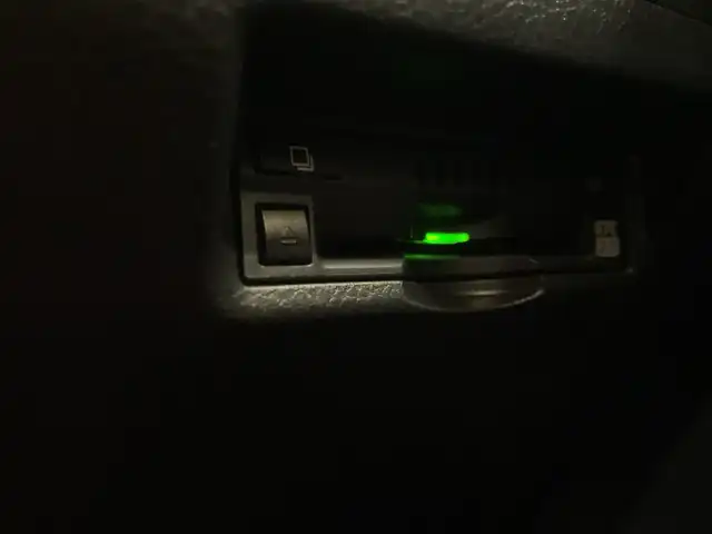 トヨタ ハリアー G レザーパッケージ 埼玉県 2020(令2)年 5万km プレシャスブラックパール トヨタセーフティセンス/モデリスタエアロ/純正ディスプレイオーディオ/　　CarPlay/BT/USB/フルセグ/バックカメラ/レーダークルーズコントロール/パワーバックドア/レザーシート/パワーシート/シートヒーター/エアーシート/デジタルインナーミラー/スマートキー2本/ビルトインETC/禁煙車