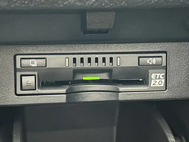 トヨタ ヴェルファイア Z Gエディション 福岡県 2019(令1)年 3.3万km スパークリングブラックパールクリスタルシャイン 純正10型SDナビ(フルセグTV/CD/DVD/BT)バックモニター三眼LEDヘッドライトシーケンシャルウィンカートヨタセーフティセンスコーナーセンサーBSM電動リアゲート両側パワスラレーダークルコン前後ドラレコETCデジタルインナーミラーシートヒーターハンドルヒーターオットマン純正フロアマット純正アルミホイール18inchスマートキープッシュスタート