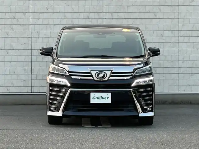 トヨタ ヴェルファイア Z Gエディション 福岡県 2019(令1)年 3.3万km スパークリングブラックパールクリスタルシャイン 純正10型SDナビ(フルセグTV/CD/DVD/BT)バックモニター三眼LEDヘッドライトシーケンシャルウィンカートヨタセーフティセンスコーナーセンサーBSM電動リアゲート両側パワスラレーダークルコン前後ドラレコETCデジタルインナーミラーシートヒーターハンドルヒーターオットマン純正フロアマット純正アルミホイール18inchスマートキープッシュスタート