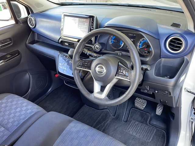 日産 デイズ HWS X プロパイロットED 静岡県 2019(令1)年 2.6万km プレミアムサンシャインオレンジメタリック/シルキーホワイト プロパイロット/・エマージェンシーブレーキ/・アクティブクルーズコントロール/・レーンキープアシスト/・コーナーセンサー/純正ナビ/・フルセグTV/・CD/VDV/Bluetooth/ラジオ/主要装備/・全方位カメラ/・オートホールド/・オートライト/・オートハイビーム/・ステアリングリモコン/・アイドリングストップ/・ETC/・LEDヘッドライト/・プッシュスタート/・スマートキー