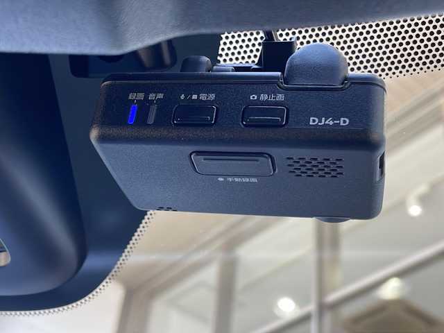 日産 デイズ HWS X プロパイロットED 静岡県 2019(令1)年 2.6万km プレミアムサンシャインオレンジメタリック/シルキーホワイト プロパイロット/・エマージェンシーブレーキ/・アクティブクルーズコントロール/・レーンキープアシスト/・コーナーセンサー/純正ナビ/・フルセグTV/・CD/VDV/Bluetooth/ラジオ/主要装備/・全方位カメラ/・オートホールド/・オートライト/・オートハイビーム/・ステアリングリモコン/・アイドリングストップ/・ETC/・LEDヘッドライト/・プッシュスタート/・スマートキー