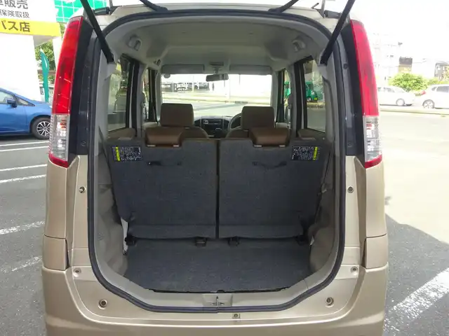 日産 ルークス G 静岡県 2010(平22)年 1.8万km クリアベージュ 走行距離18千キロ/禁煙車/タイヤ新品10ミリ/プッシュスタート/スマートキー/片側パワースライドドア/ケンウッド　CDデッキ/純正フロアマット/サイドエアバック/オートエアコン/保証書・取扱説明書