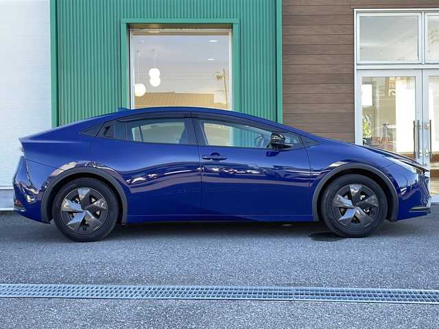 トヨタ プリウス U 岐阜県 2023(令5)年 3.9万km ダークブルー 禁煙車/純正ナビ/AM/FM/BT/フルセグTV/Miracast/USB/バックカメラ/サイドカメラ/フロントカメラ/プリクラッシュセーフティ/BSM/LTA/レーダークルーズコントロール /オートライト/オートハイビーム/LEDヘッドライト/電子パーキングブレーキ/ブレーキホールド/前後ドライブレコーダー/AC100V/ビルトインETC2.0/