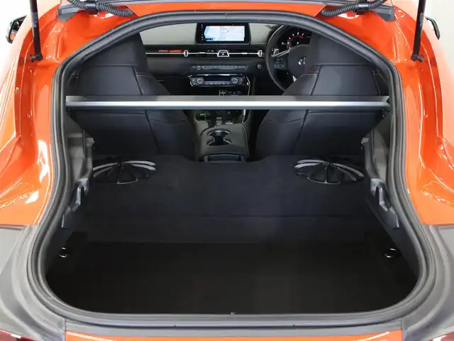 トヨタ スープラ RZ プラズマオレンジ100ED 三重県 2024(令6)年 0.7万km オレンジ 100台限定車/専用ボディ色プラズマオレンジ(D19)/ワンオーナー /プリクラッシュセーフティ/レーンディパーチャーアラート/ブラインドスポットモニター/HDDナビゲーションシステム/・8.8インチタッチディスプレイ/・地デジTV/・HDDオーディオ/・Toyota Supra Connect/・Bluetooth/JBLプレミアムサウンドシステム(12スピーカー)/バックカメラ/リアクロストラフィックアラート/ブラックアルカンターラ/革コンビシート/・シートヒーター/パワーシート/コムテック前後ドライブレコーダー/ユピテルGPSレーダー探知機/ETC/純正19インチ10本スポークマットブラック塗装鍛造アルミホイール/「GR」ロゴ入brembo製ブラックブレーキキャリパー（フロント）/6灯式LEDヘッドランプ/・アダプティブハイビーム/オートライト/プッシュエンジンスタート/スマートキー/新車時保証書/取扱説明書