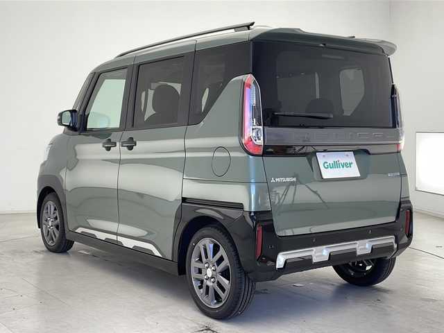 三菱 デリカミニ T プレミアム 千葉県 2025(令7)年 0.1千km ＤグリーンⅡ 横滑り防止/衝突軽減/カーテンエアバック/Wサイドエアバック/9型ディスプレイオーディオ/BT/USB/アイドリングストップ/純正アルミホイール/全方位カメラ/ヒートステアリング/サイドデカール/デジタルインナーミラー/電動格納デアミラー