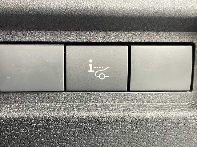三菱 アウトランダー ＰＨＥＶ P 茨城県 2022(令4)年 2.1万km 白Ⅱ ワンオーナー　純正９型ナビ　フルセグＴＶ　ＢＯＳＥプレミアムサウンド　シートヒーター　ＥＴＣ２．０　ＬＥＤ　衝突軽減ブレーキ　ＨＵＤ　電動リアゲート　アダプティブクルーズコントロール　スマートキー
