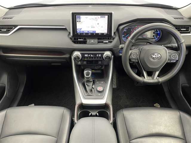 トヨタ ＲＡＶ４ ハイブリットG 富山県 2019(令1)年 8.4万km アティチュードブラックマイカ モデリスタエアロ/純正9型ナビ（AM/FM/DVD/BT/フルセグ）/バックカメラ/ドライブレコーダー/ETC/レザーシート/D席パワーシート/D席メモリシート/D/N席シートヒーター/デジタルインナーミラー/ブラインドスポットモニター/衝突被害軽減システム/レーダークルーズコントロール/レーンキープアシスト/コーナーセンサー/横滑り防止装置/アイドリングストップ/純正アルミホイール/純正フロアマット/オートLEDライト/オートマチックハイビーム/フォグライト/パワーバックドア/オートホールド付電子パーキング/ハンドルヒーター/革巻きステアリング/ステアリングスイッチ/スマートキー