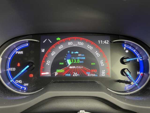 トヨタ ＲＡＶ４ ハイブリットG 富山県 2019(令1)年 8.4万km アティチュードブラックマイカ モデリスタエアロ/純正9型ナビ（AM/FM/DVD/BT/フルセグ）/バックカメラ/ドライブレコーダー/ETC/レザーシート/D席パワーシート/D席メモリシート/D/N席シートヒーター/デジタルインナーミラー/ブラインドスポットモニター/衝突被害軽減システム/レーダークルーズコントロール/レーンキープアシスト/コーナーセンサー/横滑り防止装置/アイドリングストップ/純正アルミホイール/純正フロアマット/オートLEDライト/オートマチックハイビーム/フォグライト/パワーバックドア/オートホールド付電子パーキング/ハンドルヒーター/革巻きステアリング/ステアリングスイッチ/スマートキー