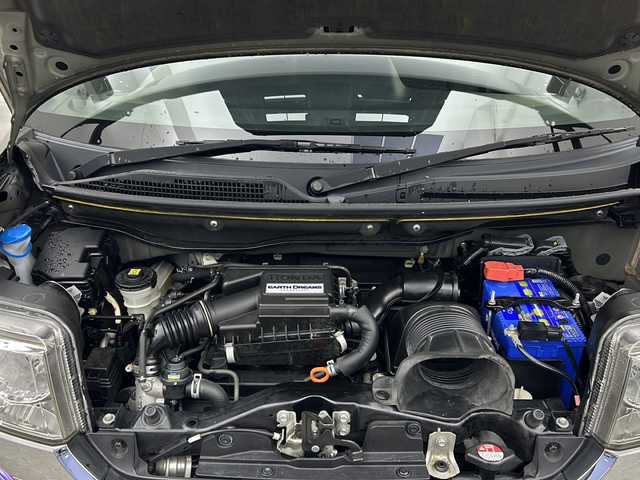 ホンダ Ｎ ＢＯＸ カスタム ターボ SSブラックSパッケージ 宮城県 2016(平28)年 2.9万km クリスタルブラックパール 両側パワースライドドア/CTBA/純正ナビ/(BT/CD/USB/SD/iPod/AUX/TV/AppleCarPlay)/バックカメラ/ビルトインETC/クルーズコントロール/シートヒーター/プッシュスタート/スマートキー/スペアキー/オートライト/純正フロアマット/純正15インチアルミホイール