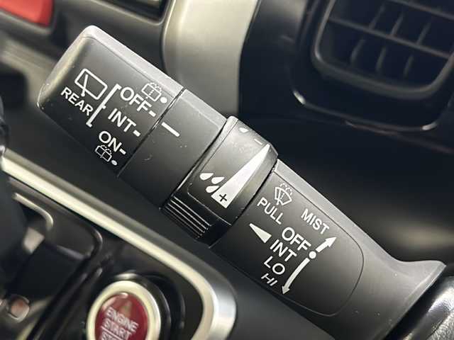 ホンダ Ｎ ＢＯＸ カスタム ターボ SSブラックSパッケージ 宮城県 2016(平28)年 2.9万km クリスタルブラックパール 両側パワースライドドア/CTBA/純正ナビ/(BT/CD/USB/SD/iPod/AUX/TV/AppleCarPlay)/バックカメラ/ビルトインETC/クルーズコントロール/シートヒーター/プッシュスタート/スマートキー/スペアキー/オートライト/純正フロアマット/純正15インチアルミホイール