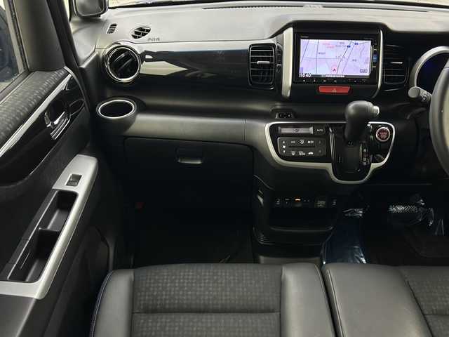ホンダ Ｎ ＢＯＸ カスタム ターボ SSブラックSパッケージ 宮城県 2016(平28)年 2.9万km クリスタルブラックパール 両側パワースライドドア/CTBA/純正ナビ/(BT/CD/USB/SD/iPod/AUX/TV/AppleCarPlay)/バックカメラ/ビルトインETC/クルーズコントロール/シートヒーター/プッシュスタート/スマートキー/スペアキー/オートライト/純正フロアマット/純正15インチアルミホイール