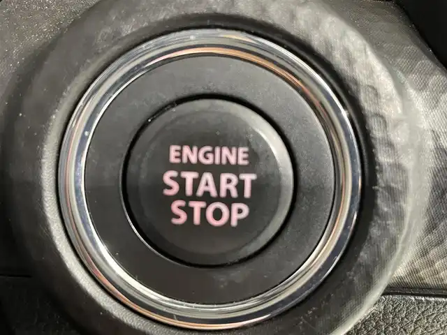 スズキ クロスビー HYBRID MZ 愛知県 2018(平30)年 1.3万km ラッシュイエローメタリック/ブラック2トーンルーフ 純正8インチナビ/（登録時地図SD確認無し）/衝突軽減ブレーキ/アラウンドビューモニター/シートヒーター/LEDヘッドライト/クルーズコントロール/パドルシフト/コーナーセンサー/レーンキープアシスト/プッシュスタート/スマートキー/アイドリングストップ/純正フロアマット/純正16インチアルミホイール