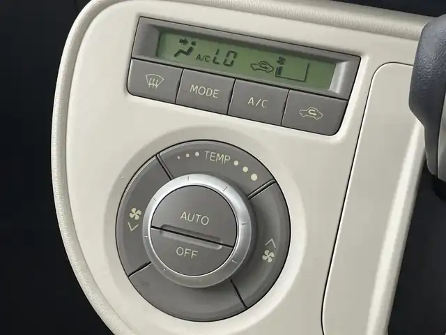 ダイハツ ミラ ココア プラスX 群馬県 2011(平23)年 5.1万km チタニウムグレーメタリック 純正オーディオ　ヘッドライトレベライザー　ベンチシート　オートエアコン　スマートキー　ルーフレール　パワーウィンドウ　ＡＢＳ　横滑り防止装置　電動ウィンカーミラー　ドアバイザー　純正フロアマット　禁煙