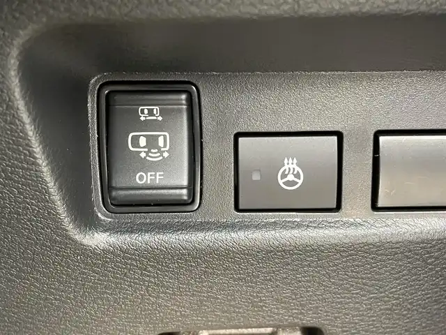 三菱 デリカミニ T プレミアム 宮城県 2025(令7)年 0.1千km 緑Ⅱ 届出済未使用車/純正９型ディスプレイ/全周囲カメラ/マイパイロット/デジタルミラー/両側パワースライドドア/シートヒーター/衝突被害軽減/車線逸脱警報/オートハイビーム/前後センサー/ダウンヒルアシスト/サイドデカール/LEDヘッドライト/ルーフレール/ルーフブラック