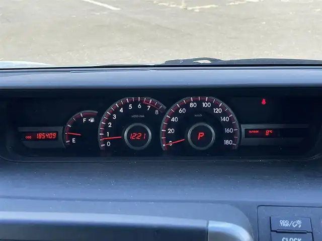 トヨタ ヴォクシー ZS 煌Ⅲ 道央・札幌 2012(平24)年 18.6万km ホワイトパールクリスタルシャイン ４WD/寒冷地仕様/社外SDナビ/CD/SD/BT/フルセグ/社外フリップダウンモニター/バックカメラ/ECOMODE/センターデフロック/ハーフレザーシート/革巻きステアリング/ステアリングリモコン/パドルシフト/MTモード付AT/プッシュスタート/スマートキー/HIDヘッドライト/オートライト/フォグランプ/電動格納ミラー/ウィンカーミラー/純正フロアマット/ドアバイザー/スペアキー/社外エンジンスターター/純正AW付夏タイヤ積込/205/60/R16/2021年/山3mm