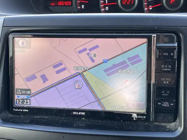 トヨタ ヴォクシー ZS 煌Ⅲ 道央・札幌 2012(平24)年 18.6万km ホワイトパールクリスタルシャイン ４WD/寒冷地仕様/社外SDナビ/CD/SD/BT/フルセグ/社外フリップダウンモニター/バックカメラ/ECOMODE/センターデフロック/ハーフレザーシート/革巻きステアリング/ステアリングリモコン/パドルシフト/MTモード付AT/プッシュスタート/スマートキー/HIDヘッドライト/オートライト/フォグランプ/電動格納ミラー/ウィンカーミラー/純正フロアマット/ドアバイザー/スペアキー/社外エンジンスターター/純正AW付夏タイヤ積込/205/60/R16/2021年/山3mm