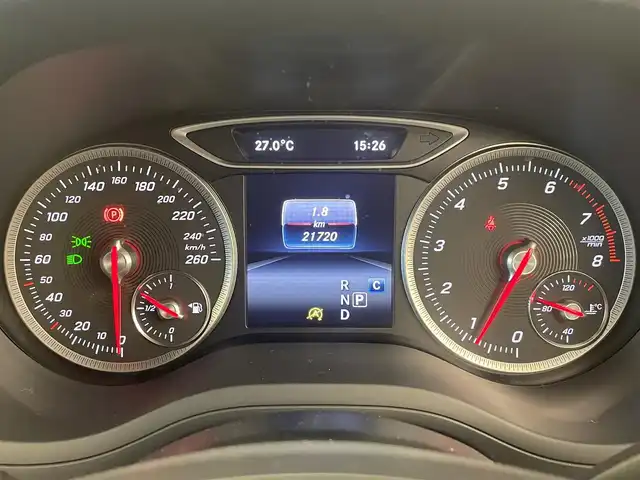 メルセデス・ベンツ Ｂ１８０ 岡山県 2018(平30)年 2.2万km マウンテングレー レーダーセーフティーパッケージ/ハーフレザーシート/純正ナビ/CD/DVD/Bluetooth/SD/USB/AppleCarPlay/AndroidAuto/バックカメラ/シートヒーター/マニュアルエアコン/ダイナミックセレクト/LEDヘッドライト/オートライト/アイドリングストップ/ESP/アクティブブレーキA/アテンションアシスト/BSA/LKA/ドラレコ（F/R）/保証書/取扱説明書