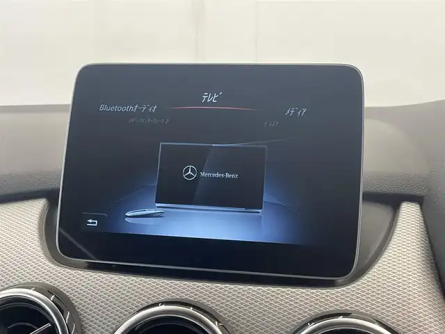 メルセデス・ベンツ Ｂ１８０ 岡山県 2018(平30)年 2.2万km マウンテングレー レーダーセーフティーパッケージ/ハーフレザーシート/純正ナビ/CD/DVD/Bluetooth/SD/USB/AppleCarPlay/AndroidAuto/バックカメラ/シートヒーター/マニュアルエアコン/ダイナミックセレクト/LEDヘッドライト/オートライト/アイドリングストップ/ESP/アクティブブレーキA/アテンションアシスト/BSA/LKA/ドラレコ（F/R）/保証書/取扱説明書