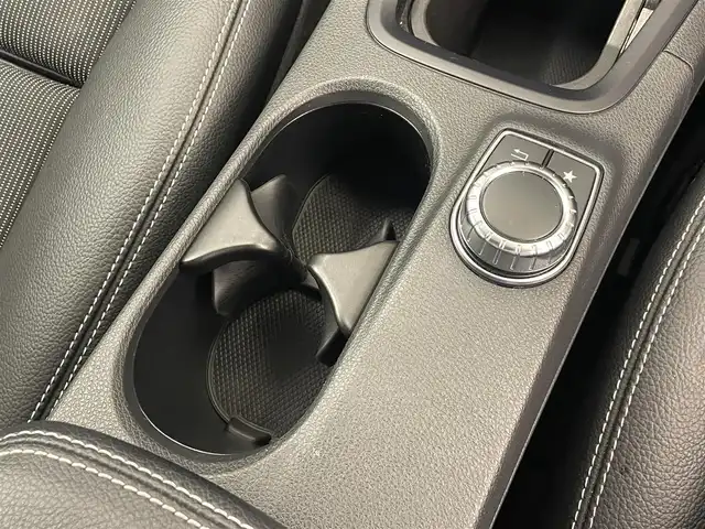 メルセデス・ベンツ Ｂ１８０ 岡山県 2018(平30)年 2.2万km マウンテングレー レーダーセーフティーパッケージ/ハーフレザーシート/純正ナビ/CD/DVD/Bluetooth/SD/USB/AppleCarPlay/AndroidAuto/バックカメラ/シートヒーター/マニュアルエアコン/ダイナミックセレクト/LEDヘッドライト/オートライト/アイドリングストップ/ESP/アクティブブレーキA/アテンションアシスト/BSA/LKA/ドラレコ（F/R）/保証書/取扱説明書