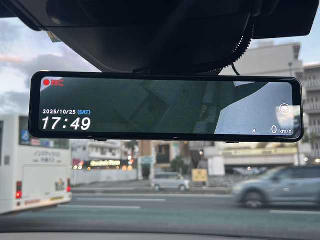 フォルクスワーゲン ポロＧＴＩ 沖縄県 2021(令3)年 3.5万km 白 純正ナビ・Bluetooth/バックカメラ/ETC/ドライブレコーダー/コーナーセンサー/オートライト/衝突軽減システム/クルーズコントロール/スマートキー
