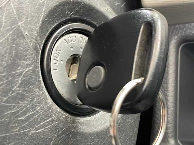 マツダ フレア XG 長野県 2013(平25)年 1.9万km シルキーシルバーメタリック 社外CD/アイドリングストップ/社外フロアマット/保障書・取説