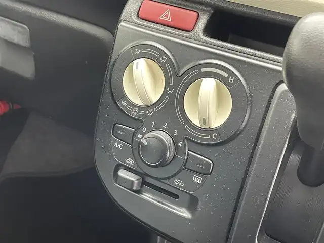 スズキ アルト L 滋賀県 2015(平27)年 3.6万km スペリアホワイト D/N席シートヒーター /アイドリングストップ/ハロゲンヘッドライト/リモコンキー