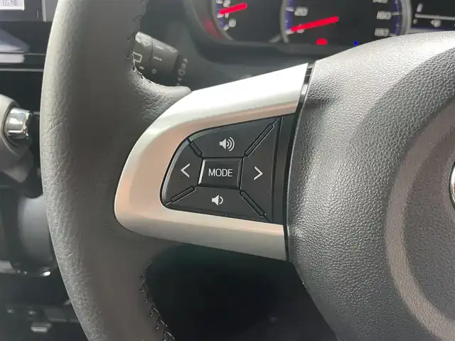 トヨタ ルーミー カスタムG S 新潟県 2017(平29)年 5万km ブラックマイカメタリック スマートキー×２/プッシュスタート/純正SDナビ(NSZT-W62G)/　 フルセグ・CD・BT/バックカメラ/両側パワースライドドア/革巻きステアリング/ステアリングスイッチ/セーフティセンス/運転席・助手席シートヒーター/クルーズコントロール/純正フロアマット/純正ドアバイザー