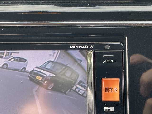 日産 セレナ ハイウェイスター Sハイブリッド 千葉県 2015(平27)年 8.8万km ブリリアントホワイトパール ナビＭＰ３１４Ｄ－Ｗ　バックカメラ　アルパインフリップダウンモニター　両側電動スライドドア　レーンアシスト　エマブレ　クルコン　スマートキー　プッシュスタート　ETC ＨＩＤ　オートライト　バイザー