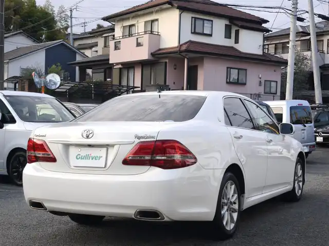 トヨタ クラウン ロイヤル ロイヤルサルーン 熊本県 2008(平20)年 17.7万km ホワイトパールクリスタルシャイン 純正HDDナビ/【フルセグテレビ/CD/DVD/ミュージックサーバー】/バックカメラ/クルーズコントロール/ステアリングスイッチ/パワーシート/電動チルト/純正17インチアルミホイール/プッシュスタート/スマートキー/ETC/HIDヘッドライト/オートライト/オートエアコン/純正フロアマット/スペアキー