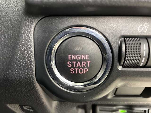 スバル レヴォーグ 1．6GTアイサイト Vスポーツ 道央・札幌 2019(平31)年 2.8万km パール ・４WD/ターボ/・アイサイトセイフティプラス/・プリクラッシュセーフティ/・レーダークルーズコントロール/・社外ケンウッドナビ/・DVD.CD.SD.BT.フルセグ/・バックカメラ/・ビルシュタイン製ダンパー/・パドルシフト/SIドライブ/・ルーフボックス/ミラーヒーター/・LEDライト/オートライト/・オートハイビーム/・ブラインドスポットモニター/・ETC/・プッシュスタート/スマートキー