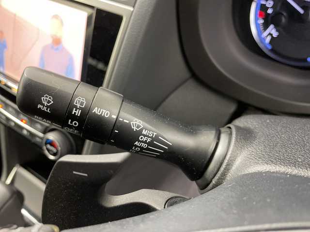 スバル レヴォーグ 1．6GTアイサイト Vスポーツ 道央・札幌 2019(平31)年 2.8万km パール ・４WD/ターボ/・アイサイトセイフティプラス/・プリクラッシュセーフティ/・レーダークルーズコントロール/・社外ケンウッドナビ/・DVD.CD.SD.BT.フルセグ/・バックカメラ/・ビルシュタイン製ダンパー/・パドルシフト/SIドライブ/・ルーフボックス/ミラーヒーター/・LEDライト/オートライト/・オートハイビーム/・ブラインドスポットモニター/・ETC/・プッシュスタート/スマートキー