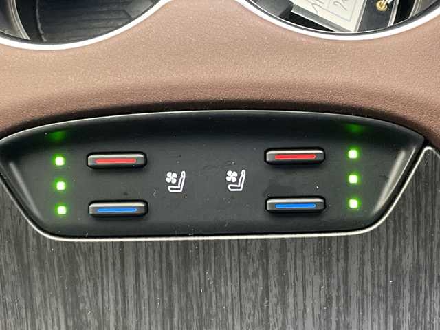 トヨタ ハリアー ハイブリッド Z レザーパッケージ 愛媛県 2024(令6)年 1.5万km プラチナホワイトパールマイカ 純正１２．３インチナビ/ＪＢＬプレミムサウンドシステム/デジタルインナーミラー/ＥＴＣ２．０/純正ドライブレコーダー/アラウンドビューモニター/シートヒーター/追従型クルーズコントロール/メモリーパワーシート/ベンチレーター/ICS/ヘッドアップディスプレイ/ステアリングヒーター/電動リアゲート/前後コーナーセンサ―/LEDヘッドライト