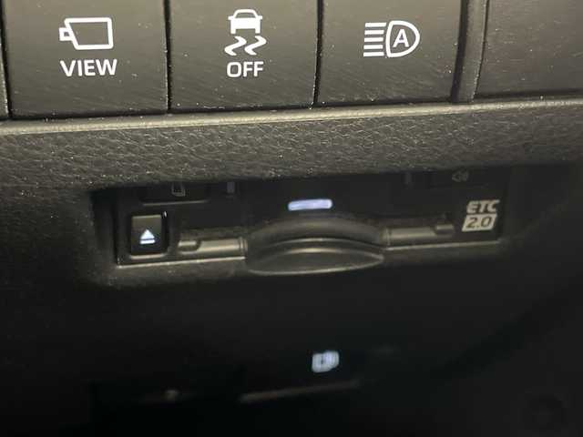 トヨタ ハリアー ハイブリッド Z レザーパッケージ 愛媛県 2024(令6)年 1.5万km プラチナホワイトパールマイカ 純正１２．３インチナビ/ＪＢＬプレミムサウンドシステム/デジタルインナーミラー/ＥＴＣ２．０/純正ドライブレコーダー/アラウンドビューモニター/シートヒーター/追従型クルーズコントロール/メモリーパワーシート/ベンチレーター/ICS/ヘッドアップディスプレイ/ステアリングヒーター/電動リアゲート/前後コーナーセンサ―/LEDヘッドライト