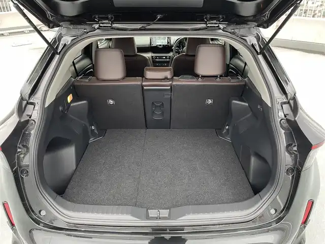 トヨタ ヤリスクロス Z 東京都 2022(令4)年 1.7万km ブラックマイカ 法人ワンオーナー/純正ナビ/（地デジTV・BT)/バックカメラ/ハーフレザーシート（茶）/モデリスタエアロ/シートヒーター/D席パワーシート/純正１８インチアルミ/ETC2.0/社外ドライブレコーダーフルHD（DC-DR652)/エンジンプッシュボタン/Wエアバック/ABS/Toyota　Safety　Sense/PCS（プリクラッシュセーフティ）/LTA（レーントレーシングアシスト/AHB（オートマチックハイビーム）/RSA（ロードサインアシスト/レーダークルーズコントロール/先行車発進お知らせ/保証書・取説・ナビ説